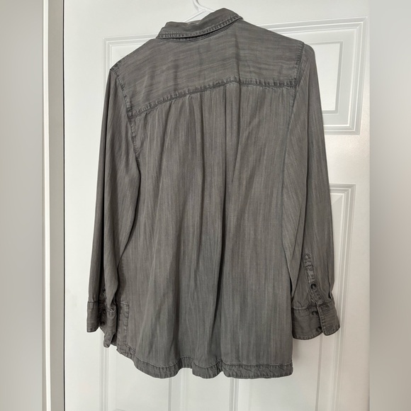 Chico’s Button Down Gray Shirt - Picture 5 of 5